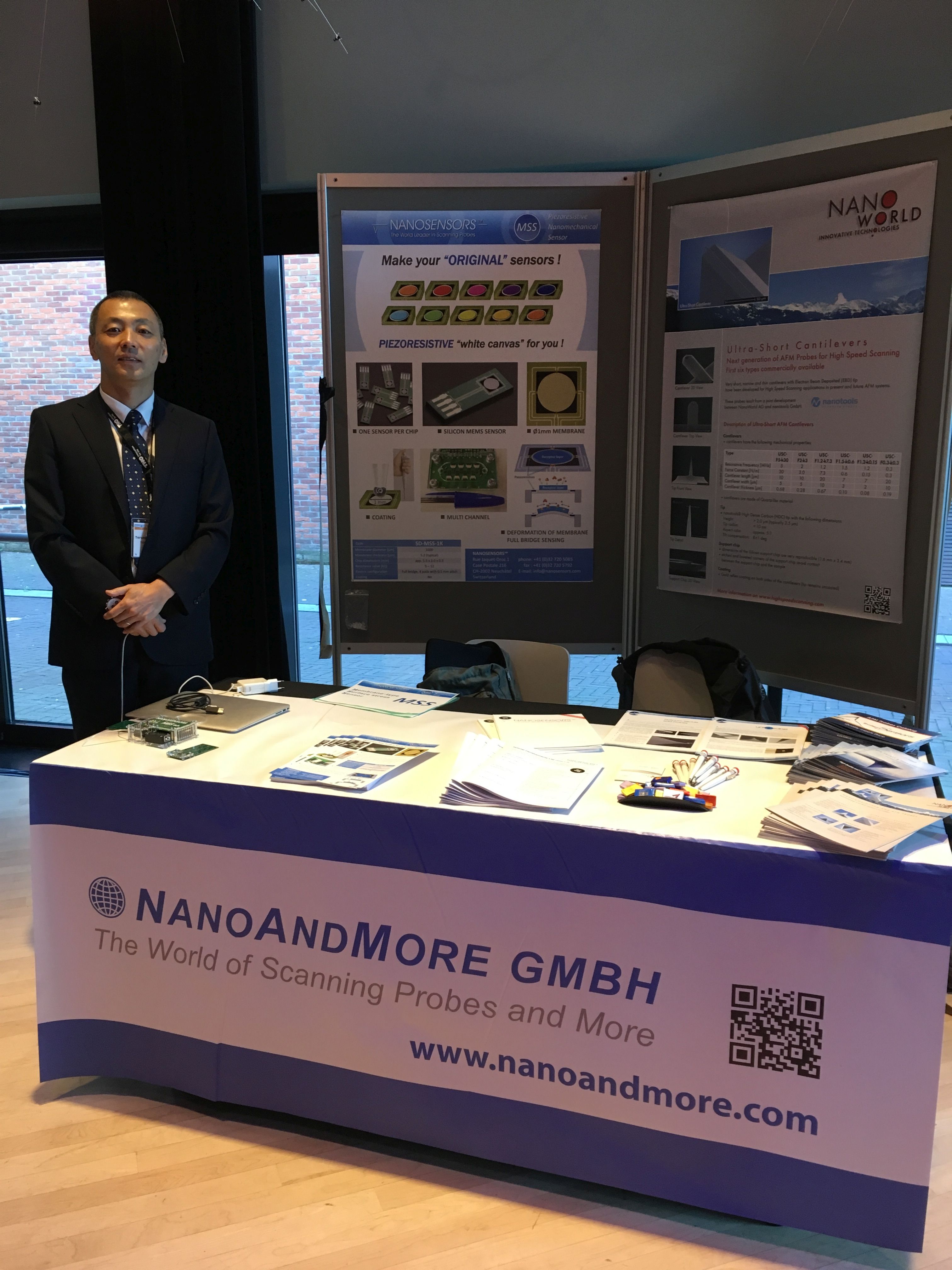 MSS Sensors Demo at the NanoAndMore booth at NMC